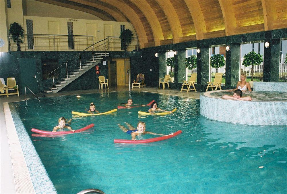 Hermis Hotel Kaunas Exteriör bild